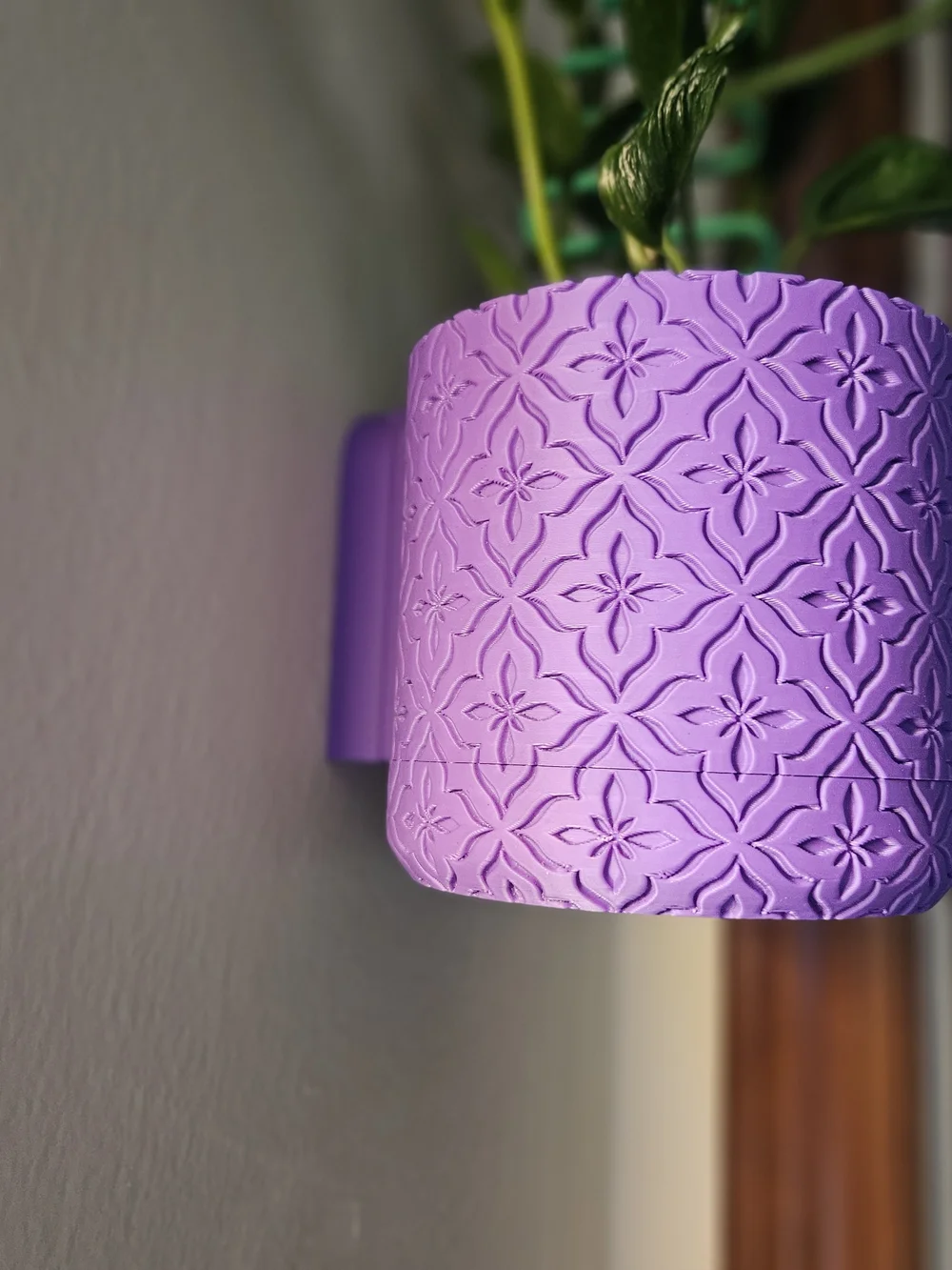 Elegant Purple Embossed 3d Printed Planter